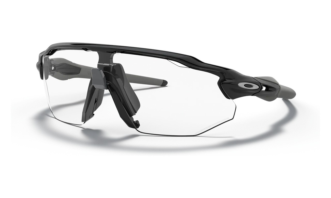Oakley Radar Ev Advancer Sunglasses Matte Black Frame Clear To Black Iridium Photochromic Lens