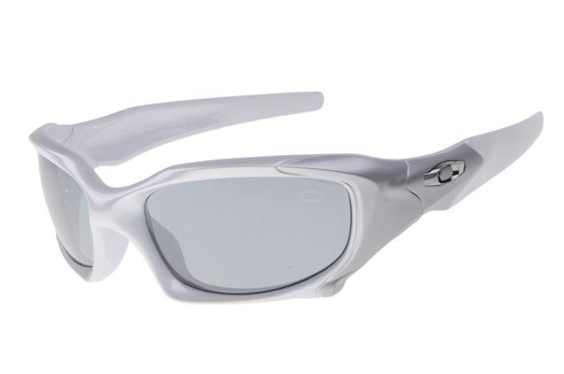 Oakley pit boss sunglasses in matte silver / grey iridium