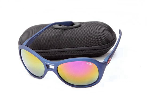 Oakley vacancy matte black / ruby iridium