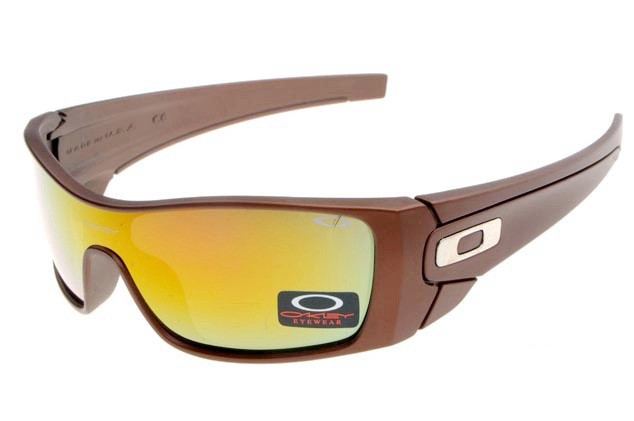 Oakley fuel cell sunglasses in earth brown / fire iridium