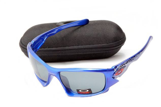 Oakley ten sunglasses in polished brilliant blue / smoke grey