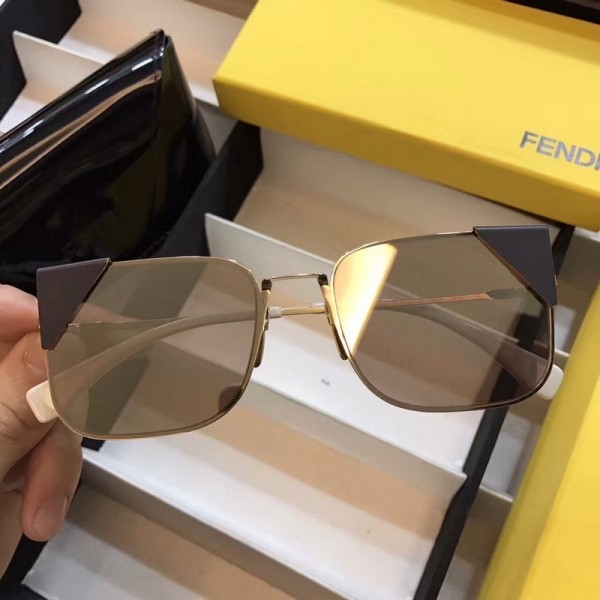 2520 Fendi Sunglasses lack of angle-type tide mirror Brown