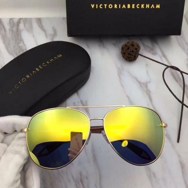 Victoria Beckham Classic Victoria Mirrored Sunglasses Yellow