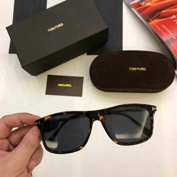 Mens Womens Tom Ford Sunglasses T0588 Black Dark Gray