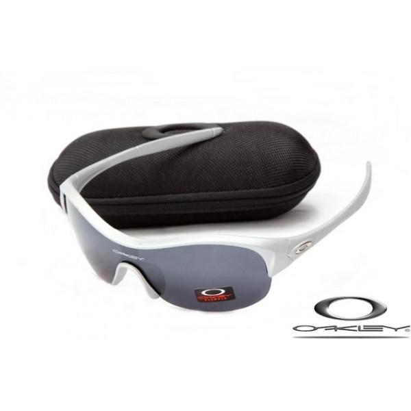 Oakley Enduring Pace Sunglasses Silver Frame Gray Iridium Lens OAKLEY20156342