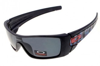 Oakley fuel cell sunglasses in matte black / black iridium