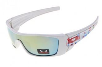 Oakley fuel cell sunglasses in white / ice iridium