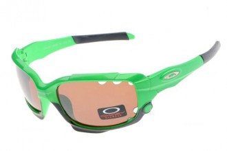 Oakely limited edition fathom racing jacket sunglasses in island / brown iridium