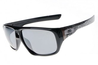 Oakley Dispatch Sunglasses polished black/silver text/grey iridium