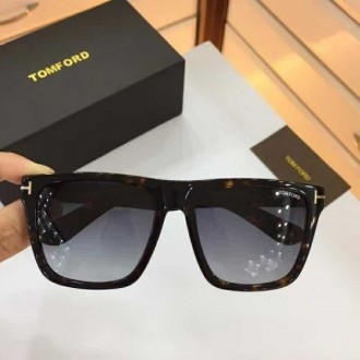 Womens Tom Ford Sunglasses Black Gold Gray
