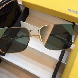 2520 Fendi Sunglasses lack of angle-type tide mirror Olive Green
