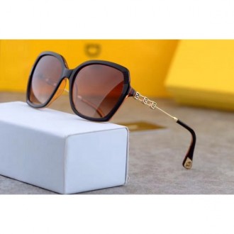 Fendi FD0060 Fashion Sunglasses Brown Lenses Black Frame
