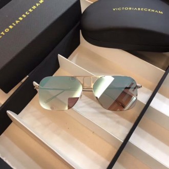 Victoria Beckham Gradient Lens Square Sunglasses Gold Green