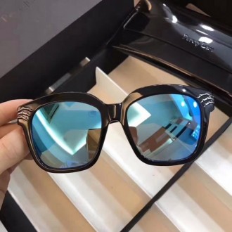 Percy Lau Fashion Square Frame Sunglasses Blue Lenses Black Frame