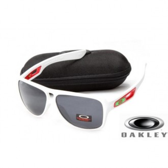  oakley dispatch II sunglasses White Frame Gray Lens OAKLEY201567305