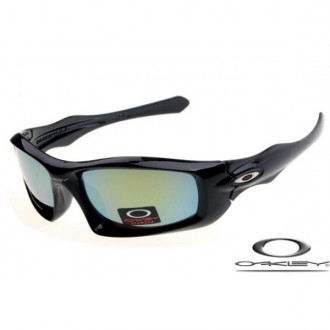 Oakley Monster Pup Sunglasses Polishing Black Frame Blue Iridium Lens OAKLEY20156082