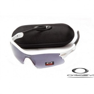 Oakley Radar Path sunglasses White Frame Gray Purple Lens