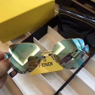Fendi FF0242-S Iridia Cat-Eye Sunglasses Green