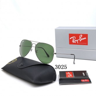 Ray Ban RB3025 Sunglasses Green/Sliver with Black