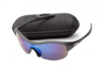 Oakley Enduring Pace Sunglasses matte black/ice iridium