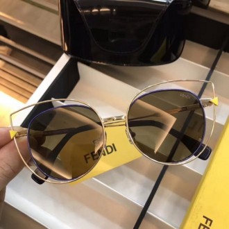 Fendi FF0176 Sunglasses Cat-Eye Mirrored Brown