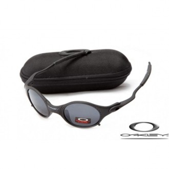 Oakley Mars Sunglasses Matte Black Frame Gray Lens OAKLEY20156434
