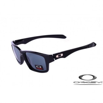Oakleys Jupiter Carbon Sunglasses Polishing Black Frame Gray Iridium Lens OAKLEY20156262