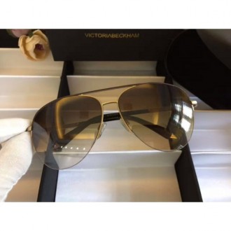 Victoria Beckham Classic Mirrored Sunglasses Dark Brown