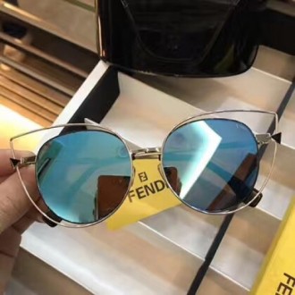 Fendi FF0176 Sunglasses Cat-Eye Mirrored Blue